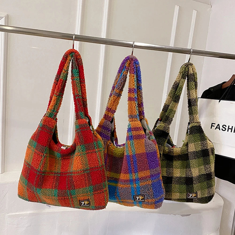 Women Lamb Wool Fluffy Handbag Large Capacity Plush Shoulder Bag Plaid Pattern Tote Bag Vintage Fashion Shopping Underarm Bag