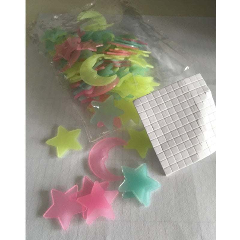 100Pcs/set Night luminous Moon Star Stickers Light Up Glow In The Dark for Baby Kids Bedroom Decor Xmas Halloween Birthday Gift