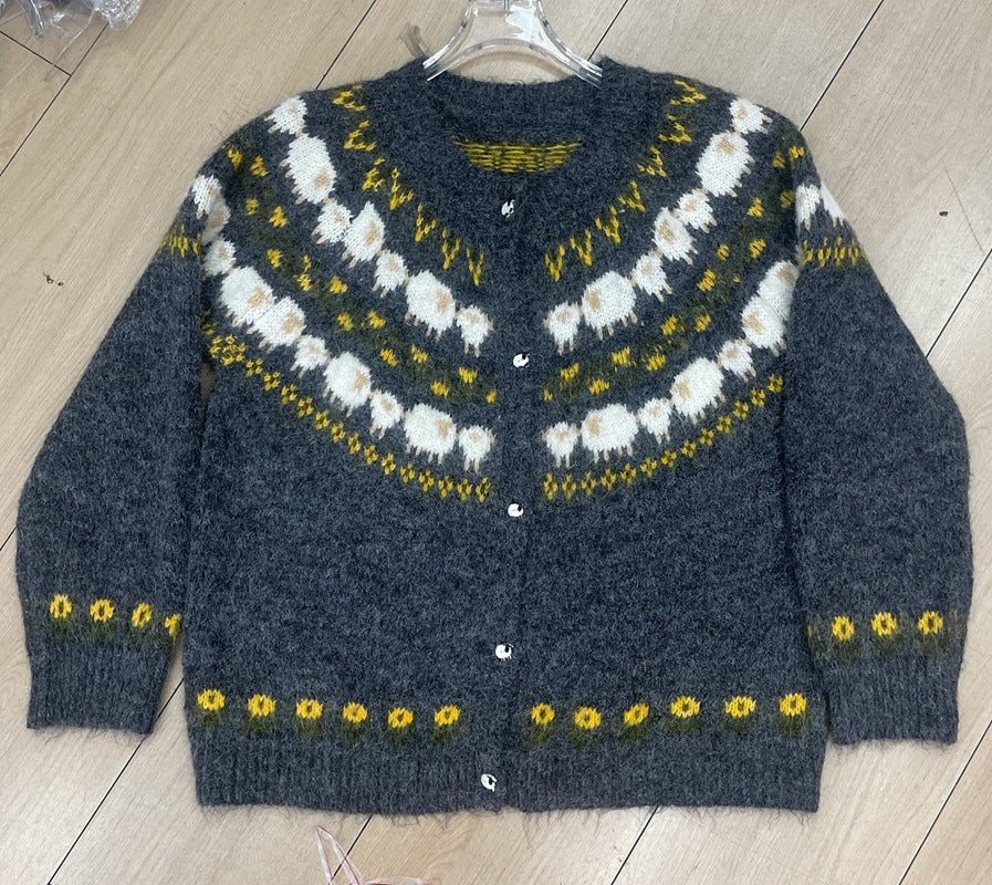 Round neck cardigan long sleeved sweater
