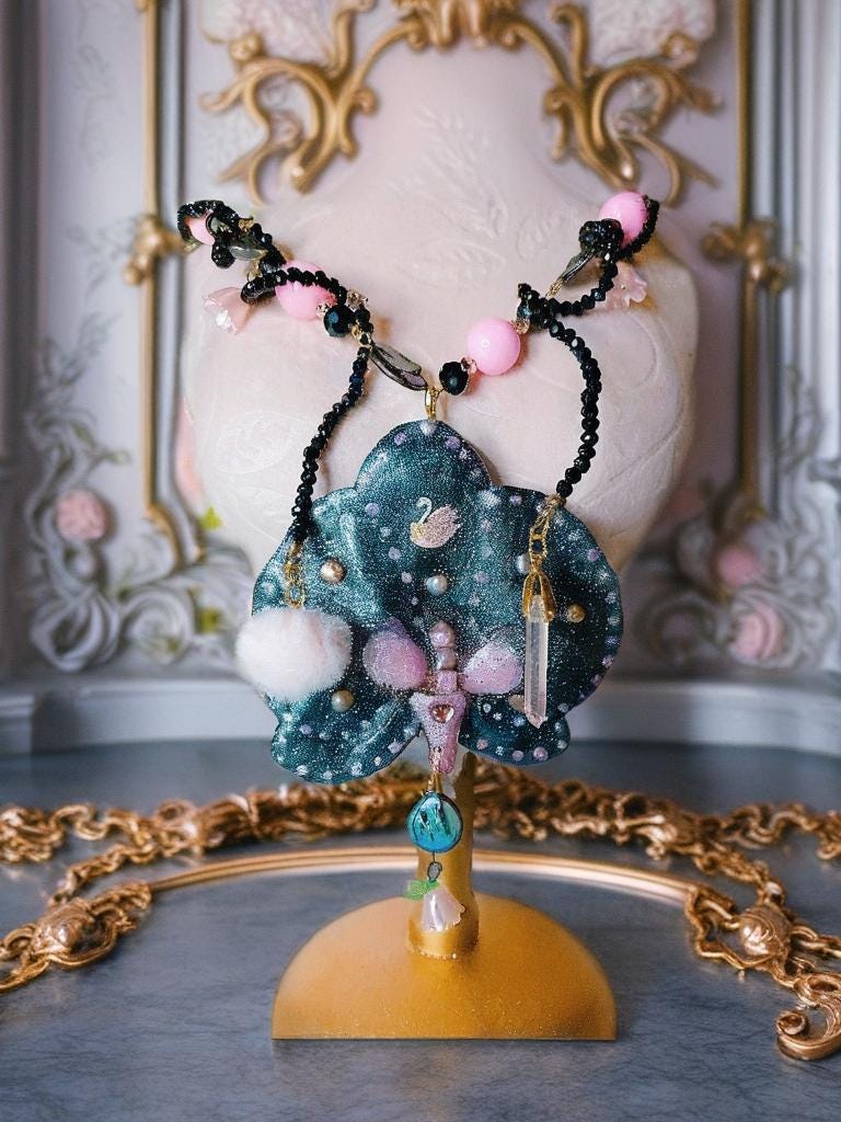 Collier Fleur éternelle Orchidée Véritable |Perles d'eau douce | Bijou Botanique Fleurs Séchées Fait Main | cristal noir