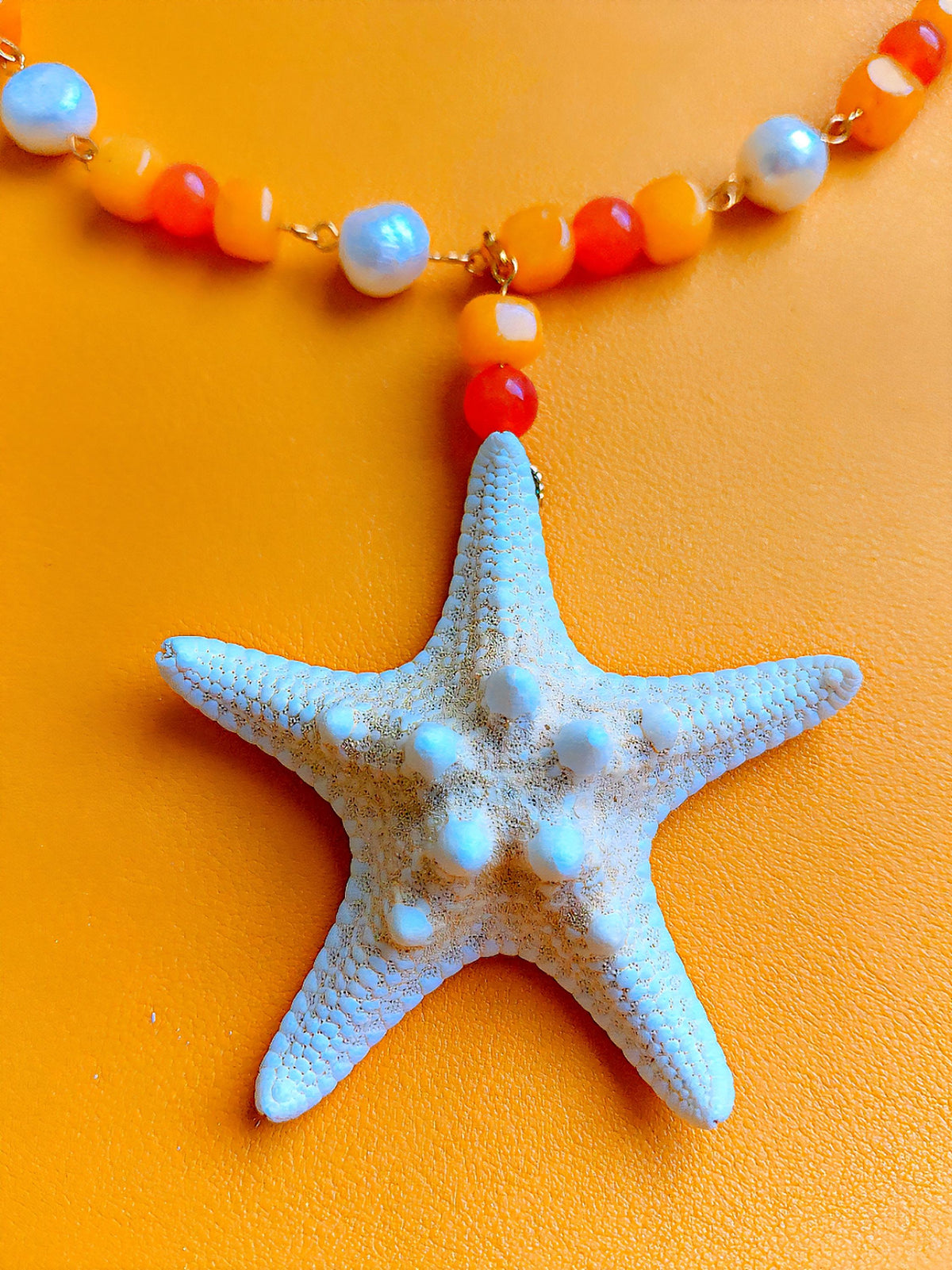 Collier Étoile de Mer des caraïbes en Perles d'Eau Douce, Jaspe et cire d’abeille | Bijou Océan Tropical | Inspiré des lagons paradisiaques