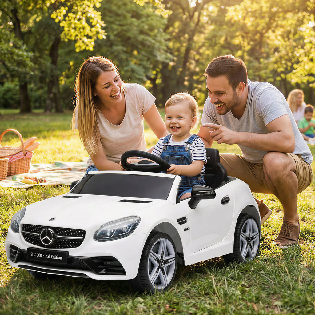 Voiture électrique enfants licence Mercedes SLC 300 12V V. Max. 5 Km/h effets sonores lumineux télécommande blanc-9